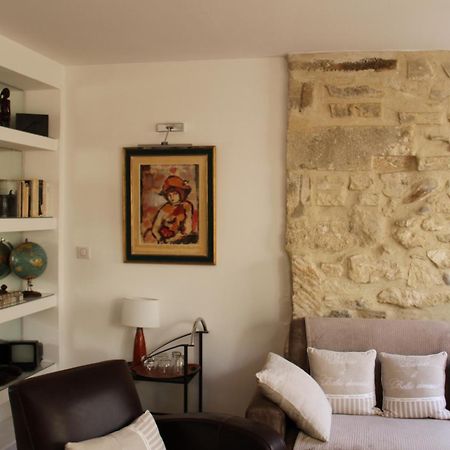 Agreable Maison De Ville Eyragues Dış mekan fotoğraf