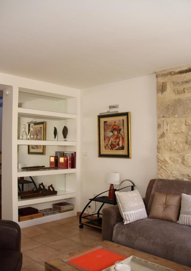 Agreable Maison De Ville Eyragues Dış mekan fotoğraf