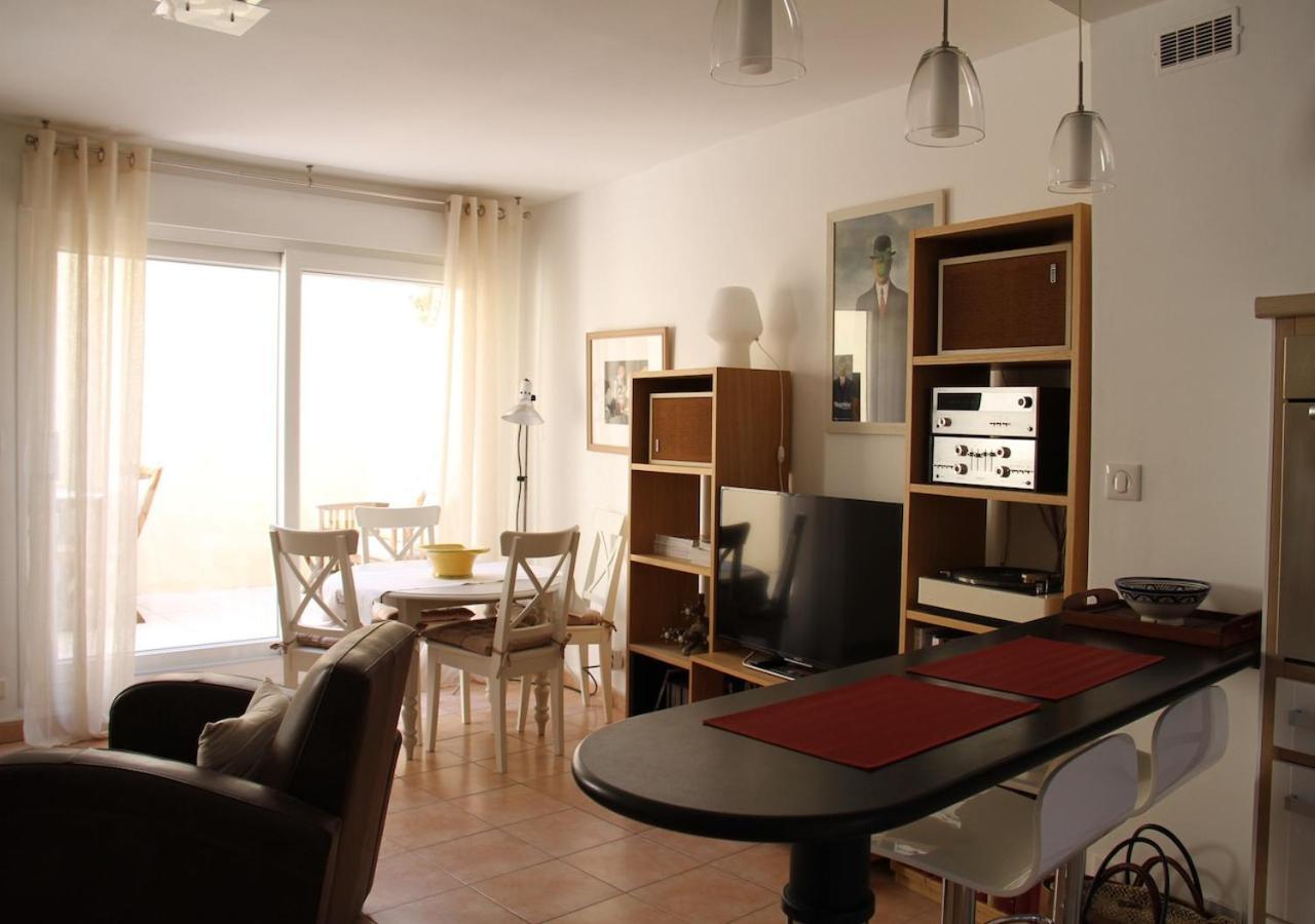 Agreable Maison De Ville Eyragues Dış mekan fotoğraf