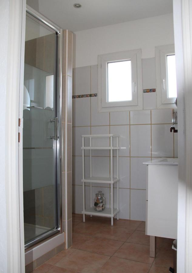 Agreable Maison De Ville Eyragues Dış mekan fotoğraf