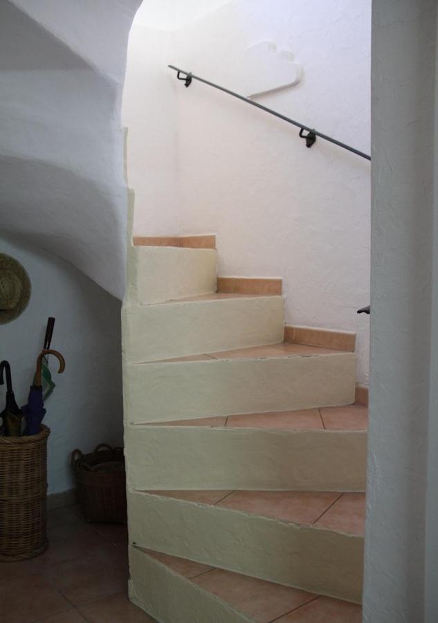 Agreable Maison De Ville Eyragues Dış mekan fotoğraf