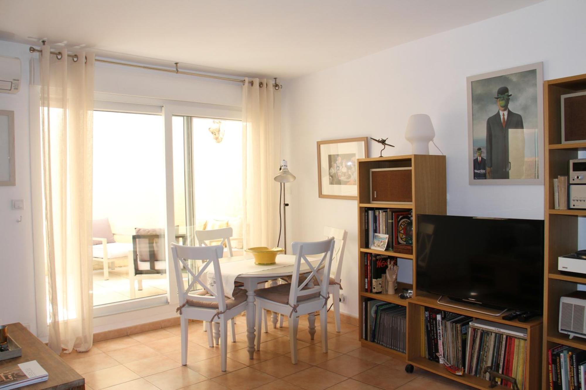 Agreable Maison De Ville Eyragues Dış mekan fotoğraf