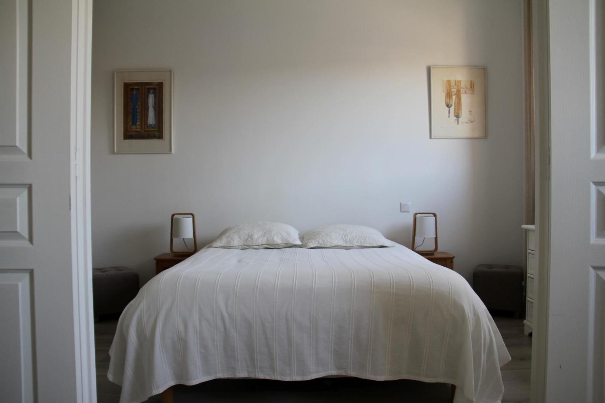 Agreable Maison De Ville Eyragues Dış mekan fotoğraf
